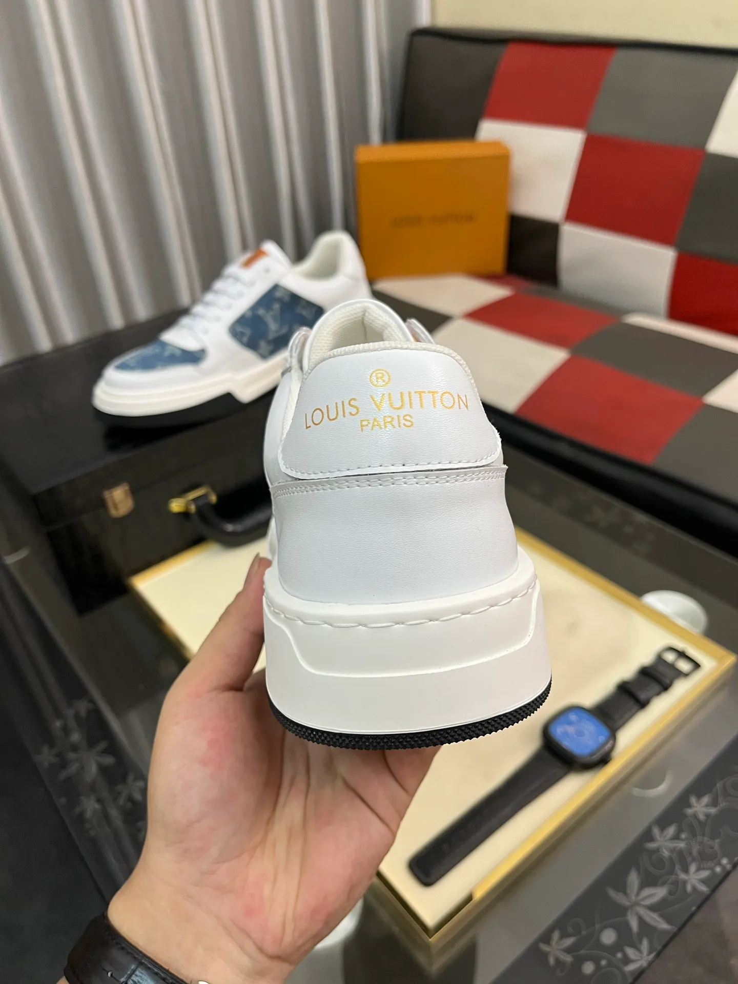 Men's Men's Shoes💰420⌚️⌚️《Lv*》The latest and most popular casual shoes, top brand [seduce] luxury~purchase, top~quality. [Strong] The upper is made of imported breathable cowhide with cloth material ➕ breathable sheepskin feet (•) and fine workmanship. Original personalized fashionable soft rubber wear-resistant outsole, size: 38-442️⃣colors available